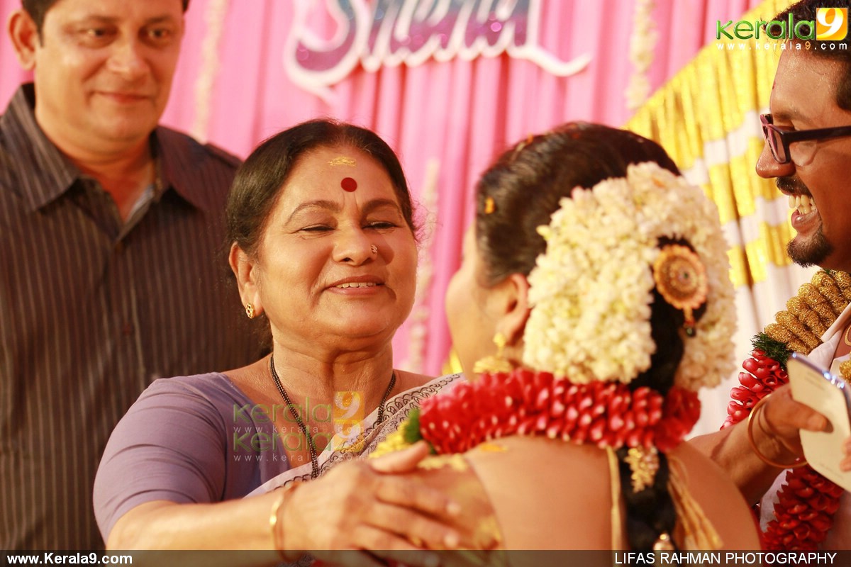  - kpac-lalitha-at-sneha-sreekumar-marriage-photos-00121