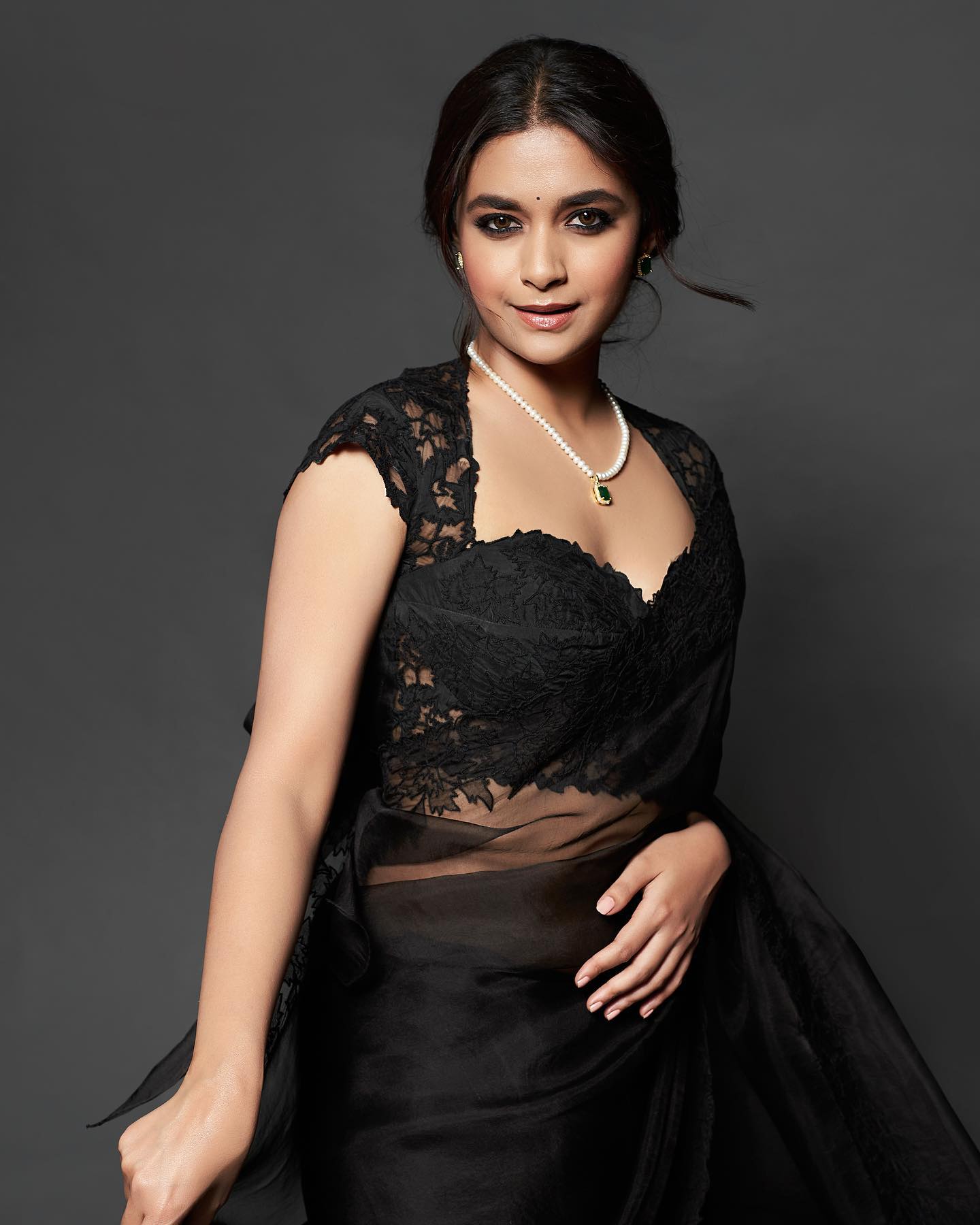 Keerthy Suresh In Black Saree Photos Kerala