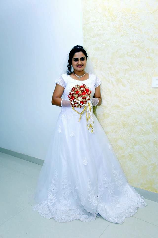 Index of /images/events/serial-actress-sini-varghese-marriage-photos