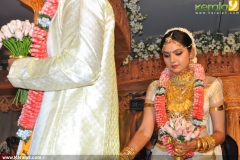 samvritha-sunil-latest-wedding-pics03