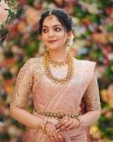 ahana-in-pattu-saree-with-traditional-bridal-look-photos-005