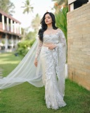 ahana-krishnakumar-in-christian-bride-look-dress-ideas-photos-013