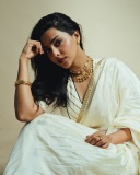 aishwarya-lekshmi-latest-fashion-dress-photos-009