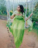 anikha-surendran-viral-photoshoot-in-pista-green-dress-006