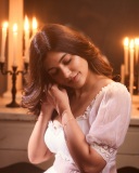anju-kurian-in-white-colour-dress-photos-009