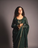 anna-ben-in-green-colour-churidar-photos-002