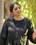 actress-anumol-getting-slim-look-photos-006