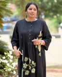 actress-anumol-new-look-photos-007