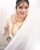 anumol-latest-photos-in-saree-02-002