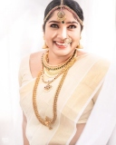 anumol-latest-photos-in-saree-02-004