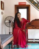 anusithara-new-photo-in-makeup-look-003