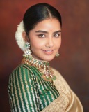 anupama-parameswaran-latest-photos-in-green-blouse-matching-saree-003