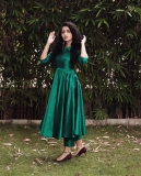 anupama-parameswaran-latest-photos-in-green-colour-outfits-003