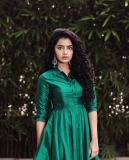 anupama-parameswaran-latest-photos-in-green-colour-outfits-004