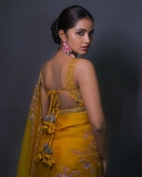 anupama-parameswaran-yellow-saree-001