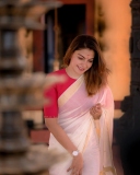 actress-anusree-photos-in-kerala-saree-latest-005