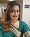 anusree-latest-photos-in-traditional-saree-008