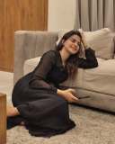 anusree-new-stills-and-makeup-look-photos-001