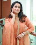 bhavana-latest-photos-in-coustom-made-peach-colour-churidar-from-Mannath-Luxe-009