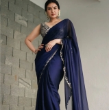 honey-rose-in-black-saree-images-006