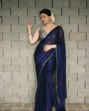 honey-rose-in-black-saree-images