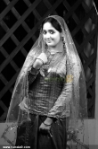 5286kavya_madhavan_photos_00-026