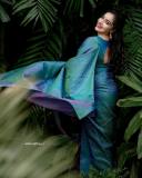 malavika-menon-in-peacock-color-saree-photos-008