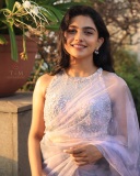 mamitha-baiju-in-Organza-Saree-with-blouse-style-look-photos