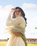 mamitha-baiju-in-white-full-sleeve-churidar-dress-photos