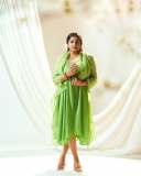 manjima-mohan-in-green-dress-latest-style-ideas-photos-004