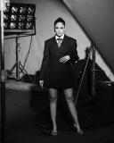 mrunal-thakur-in-black-blazer-dress-with-high-heels-style-photos-011