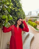 namitha-pramod-beautiful-photos-in-different-dresses-041