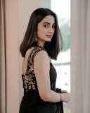 namitha-pramod-in-black-saree-with-sleeveless-heavy-work-blouse-photos