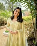 namitha-pramod-in-pista-green-churidar-and-ornaments-ideas-photos-004