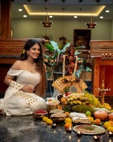 nayanthara-chakravarthy-in-vishu-special-dress-photos-003