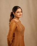 nikhila-vimal-in-choco-brown-kurta-photos-001