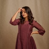 nikhila-vimal-in-premium-kurti-and-pant-set-dress-photos-002