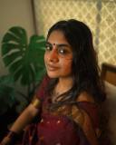 nimisha-sajayan-in-kumkum-red-pattu-saree-photos-011