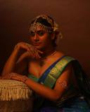 nimisha-sajayan-in-pattu-saree-and-heavy-ornaments-look-photos-003