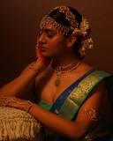 nimisha-sajayan-in-pattu-saree-and-heavy-ornaments-look-photos-004