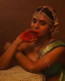 nimisha-sajayan-in-pattu-saree-and-heavy-ornaments-look-photos-007