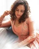 nithya-menon-in-peach-colour-dress-photos-001