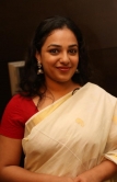 nithya-menon-new-pics-05586