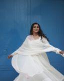 parvathy-thiruvothu-in-white-anarkali-churidar-photos-002