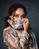pearle-maaney-in-printed-saree-photos