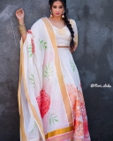 priyamani-latest-photos-in-traditional-dress-001