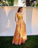 raashi-khanna-in-heavy-embroidery-lehenga-designs-dress-photos-007