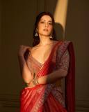 raashi-khanna-in-heavy-embroidery-lehenga-designs-dress-photos-014