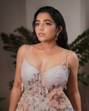 rajisha-vijayan-latest-glamour-photos