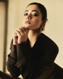 rashmika-mandanna-in-full-black-stunning-photo-005